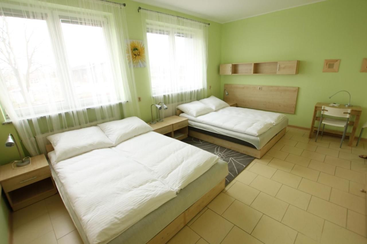 Отели типа «постель и завтрак» Standard Delegacyjny Bed & Breakfast Домброва-Гурнича-29