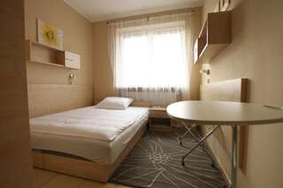 Отели типа «постель и завтрак» Standard Delegacyjny Bed & Breakfast Домброва-Гурнича Двухместный номер эконом-класса с 2 отдельными кроватями-7