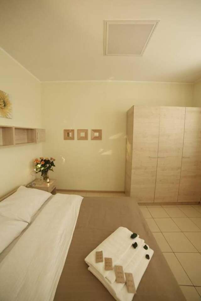 Отели типа «постель и завтрак» Standard Delegacyjny Bed & Breakfast Домброва-Гурнича-18